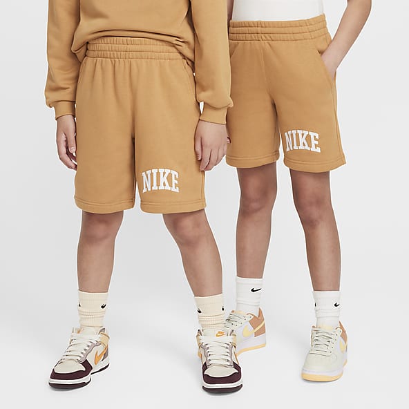 Boys nike shorts clearance sales